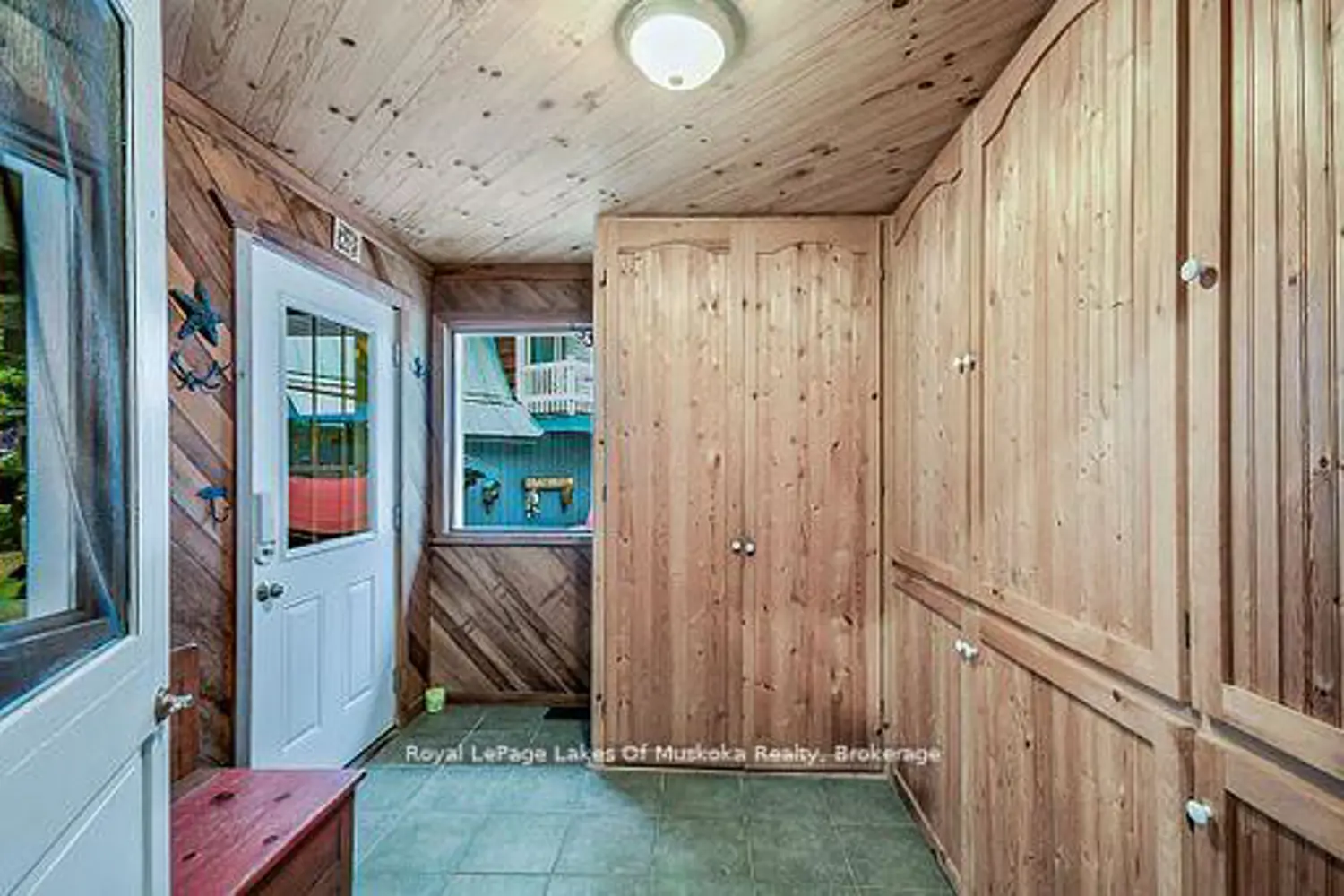 1005 Kirby's Beach Road photo 5