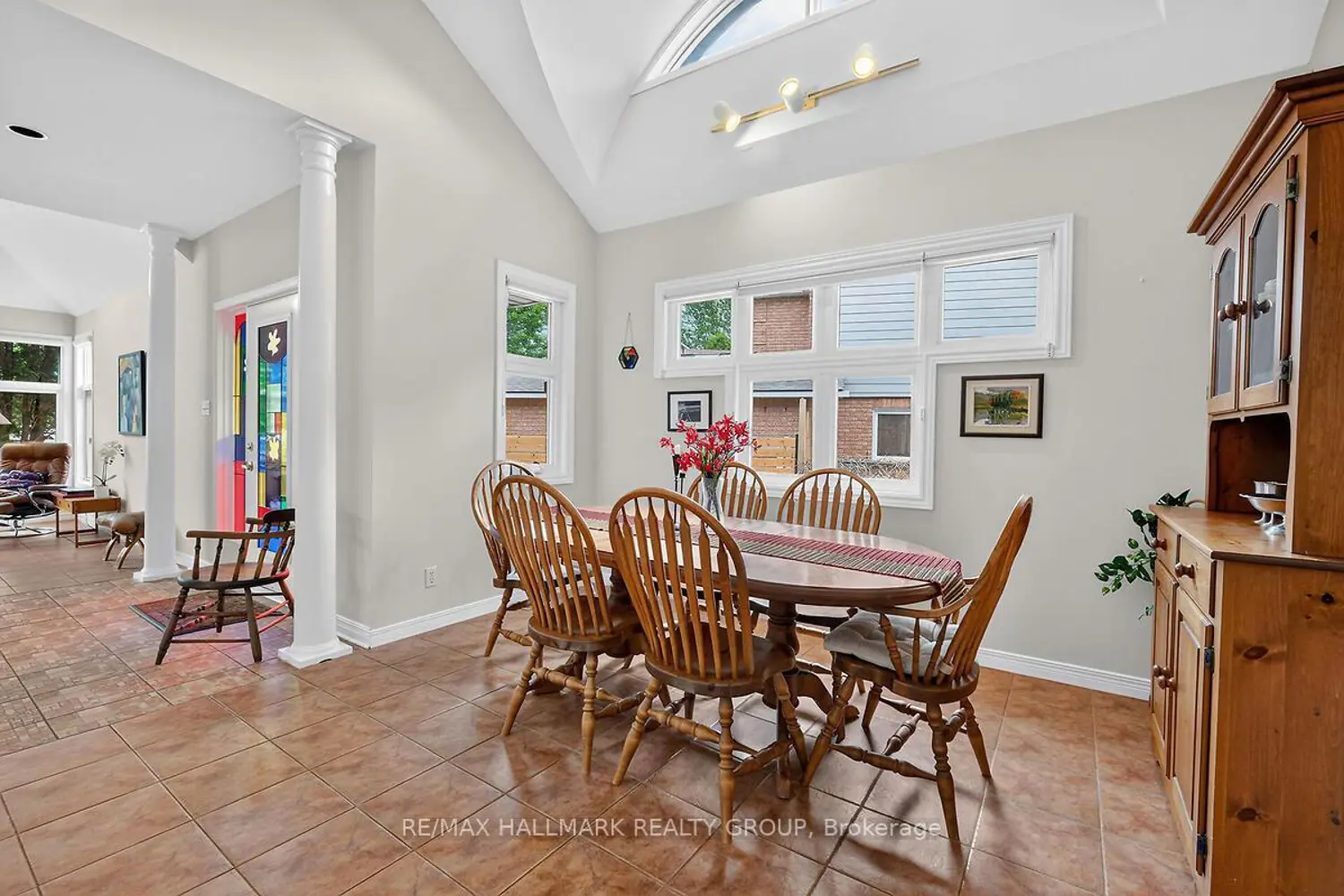 51 Castlethorpe Crescent photo 4