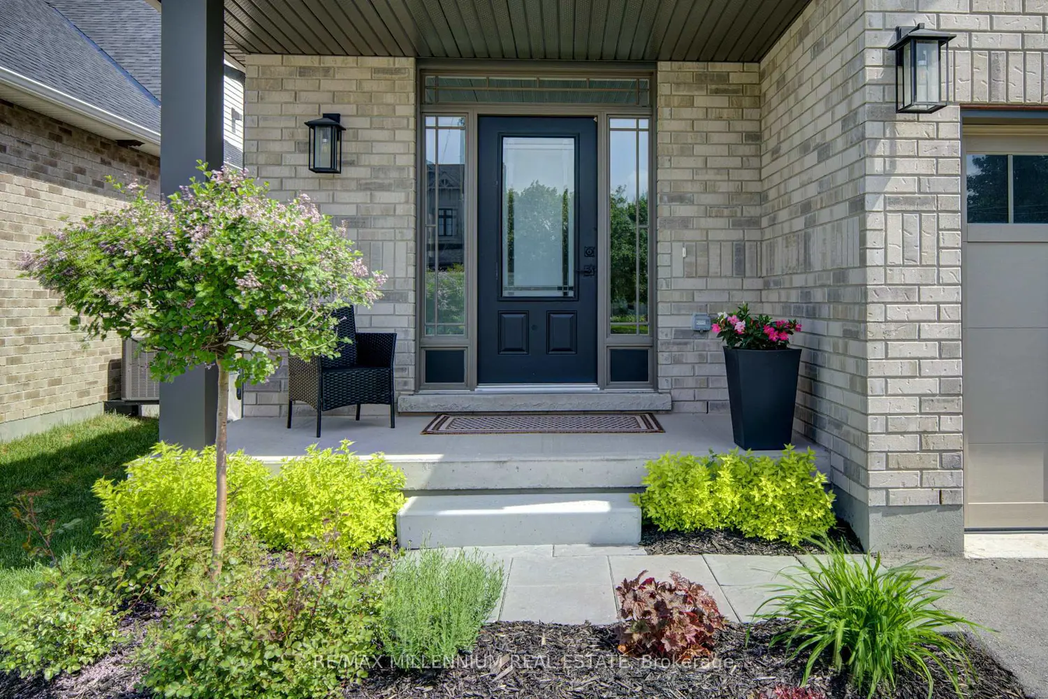 53 Uplands Drive photo 4
