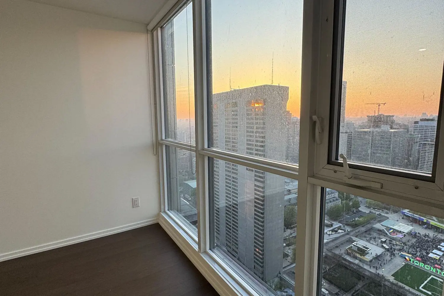 70 Temperance Street 3901 photo 5