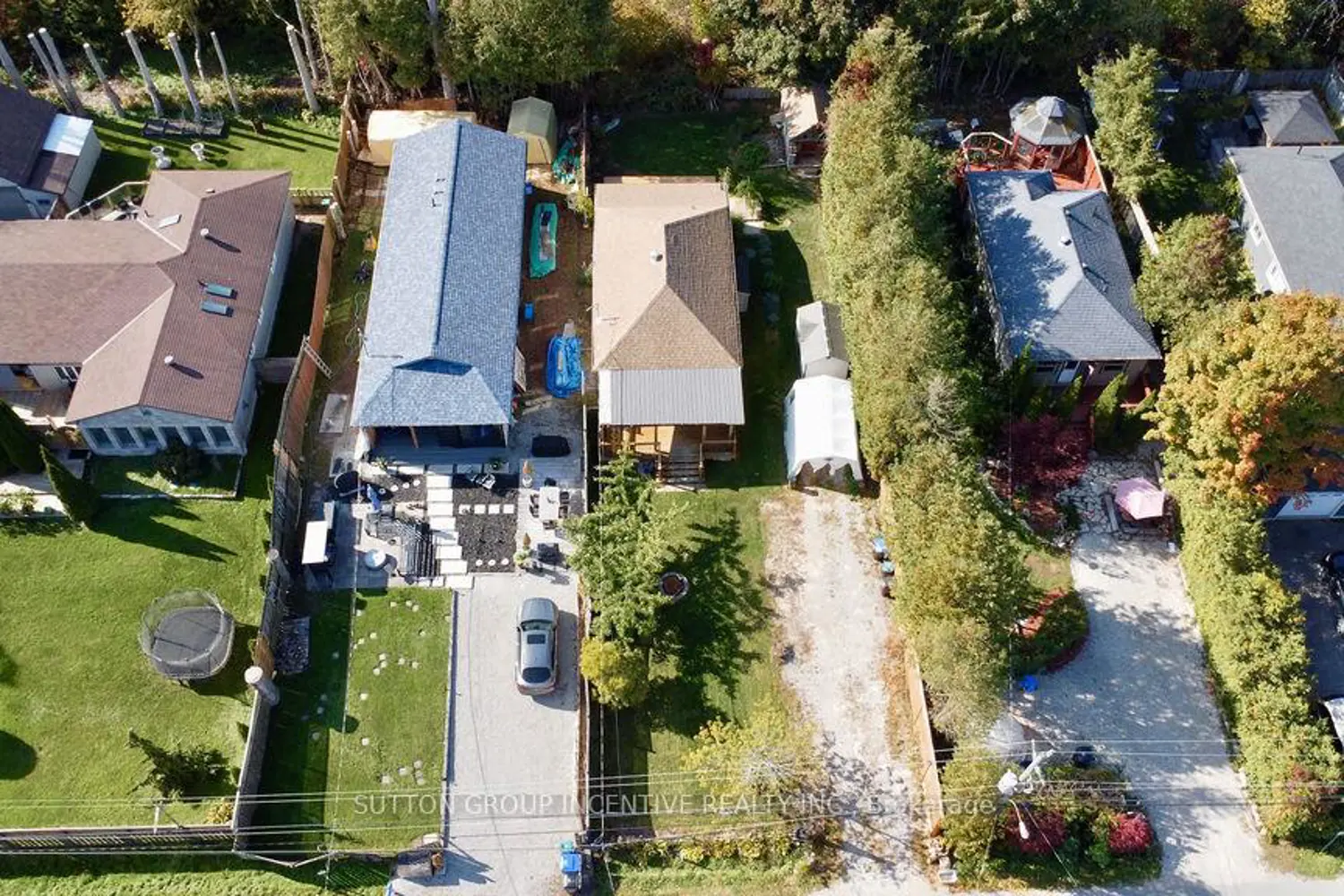 1556 Houston Avenue photo 2