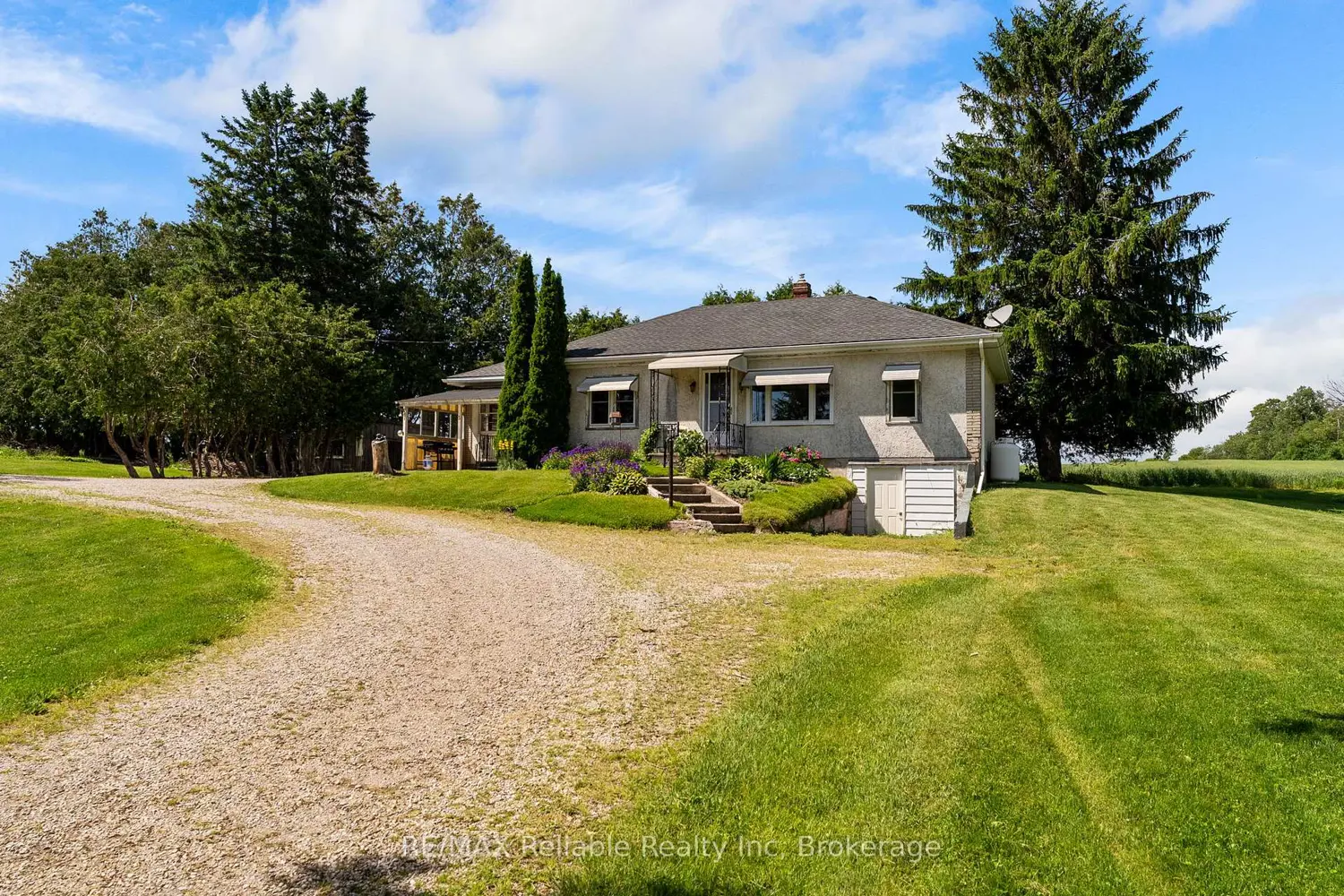 38104 Blyth Road photo 2