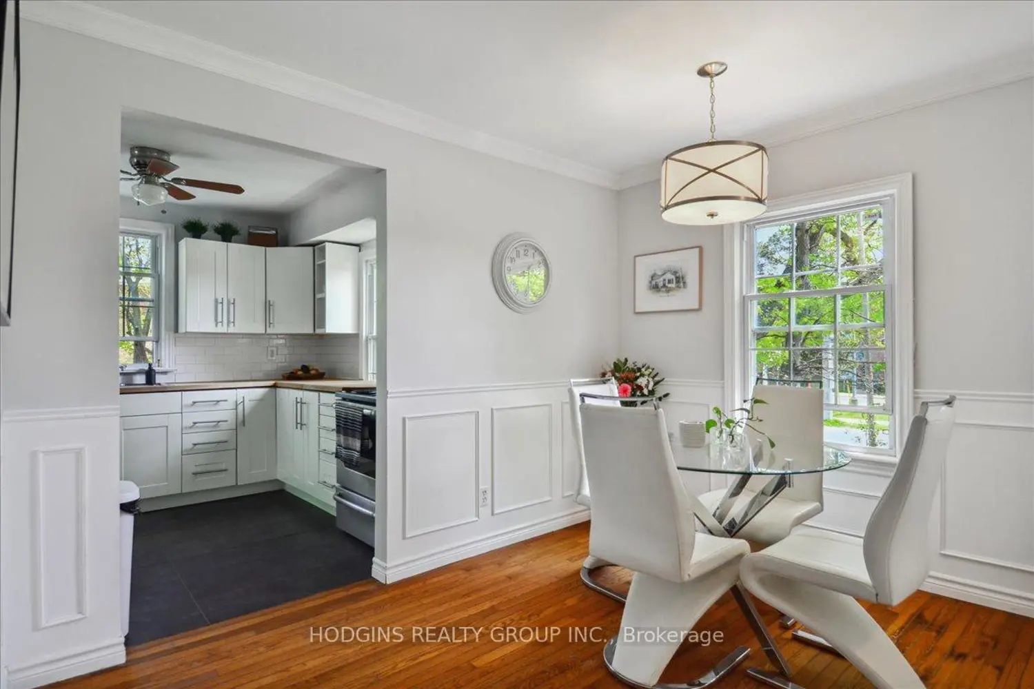 65 Mineola Road photo 5