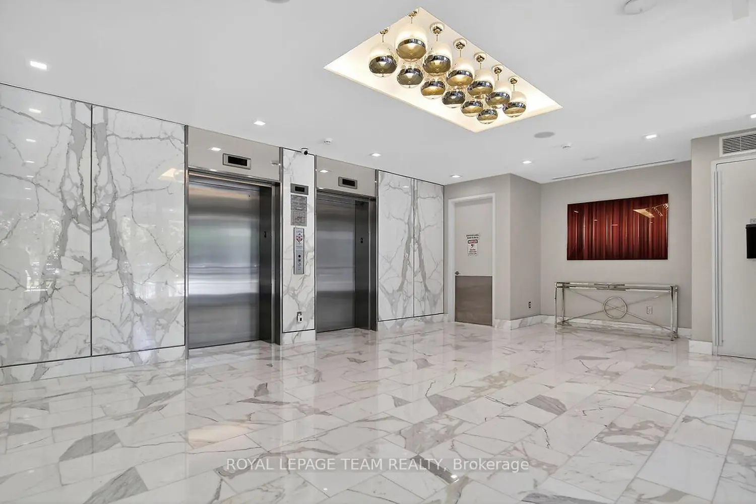 201 Parkdale Avenue 406 photo 3