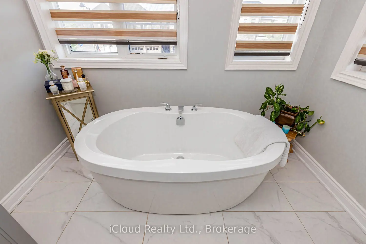 264 Etheridge Avenue photo 5