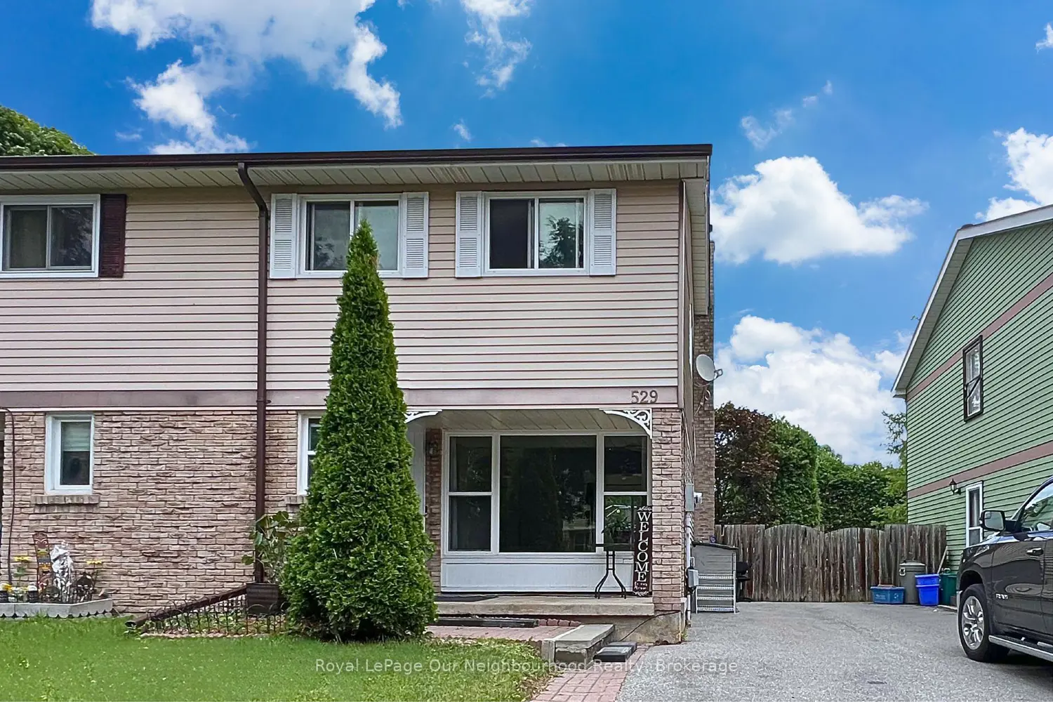 529 Lancelot Crescent