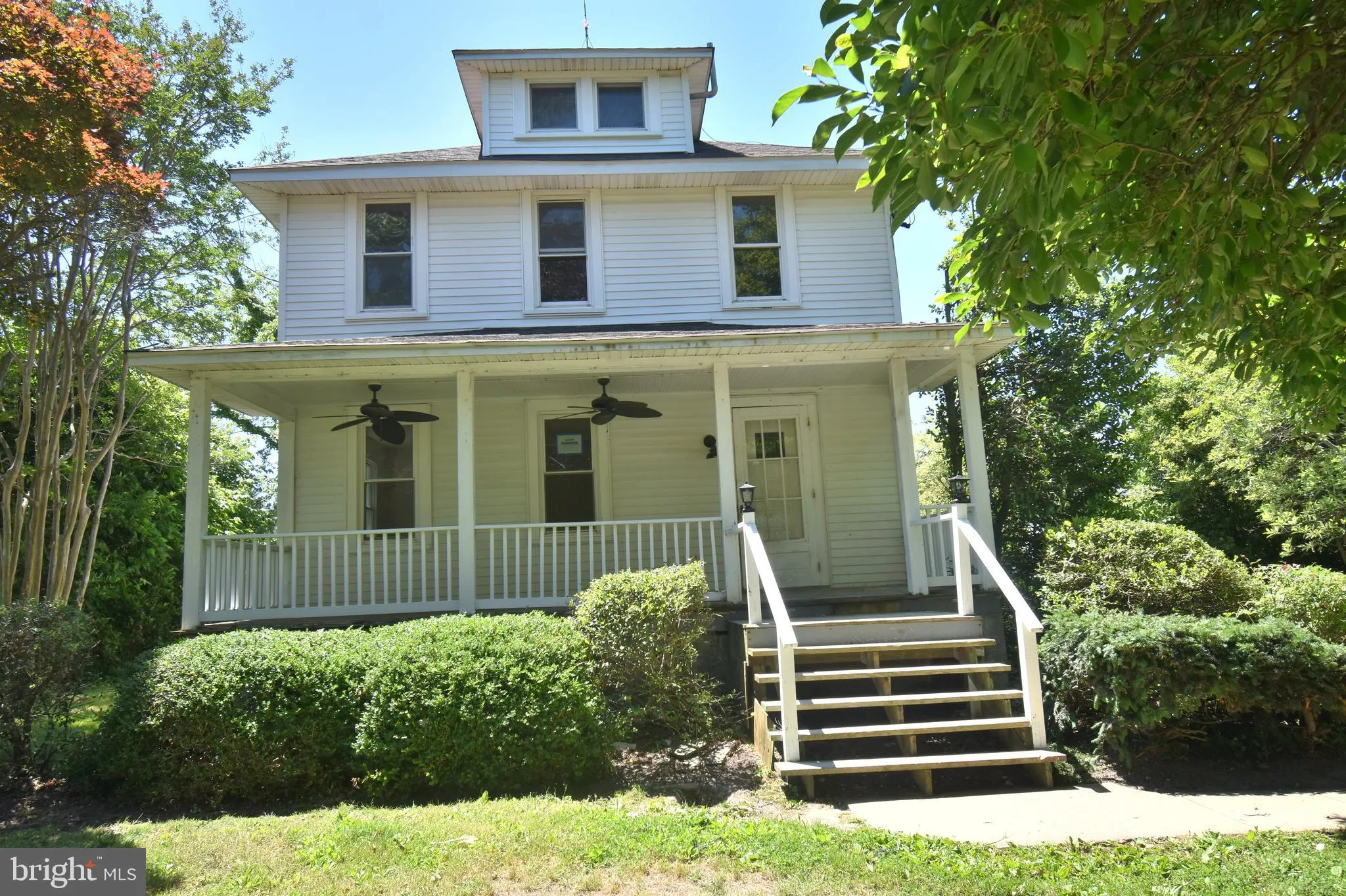 31 Deale Road, Tracys Landing, MD 20779