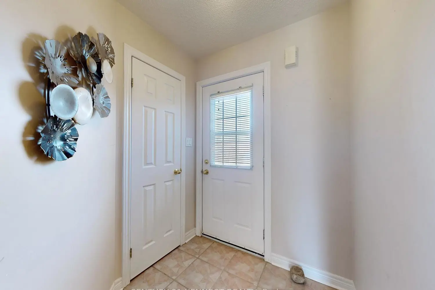 249 Stanley Street photo 4