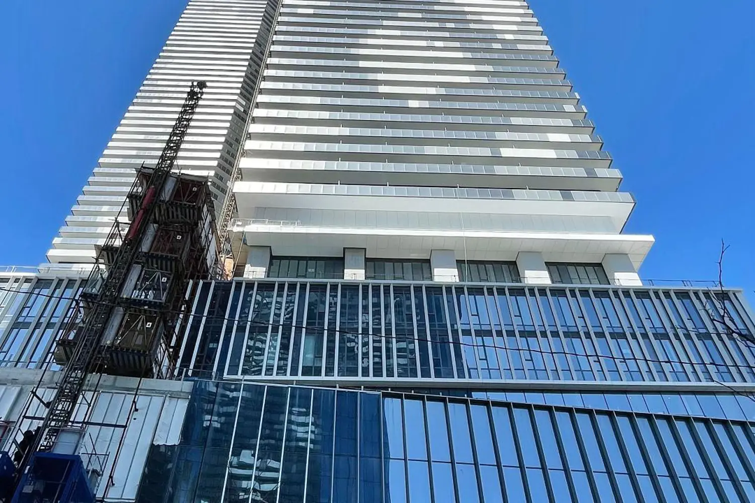 138 Downes Street 4302