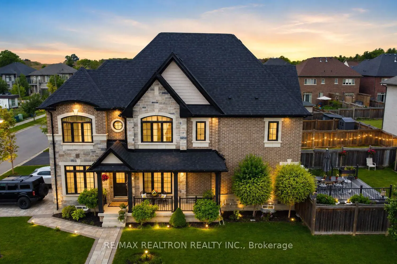 18 Ladder Crescent
