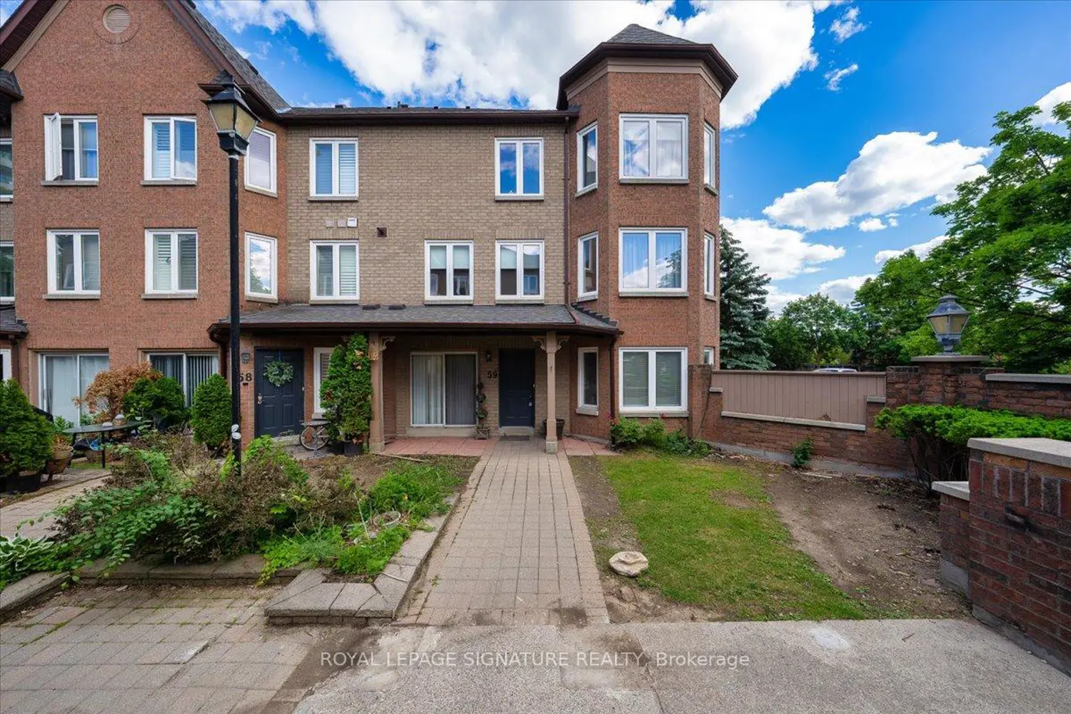 735 New Westminster Drive 59 photo 4