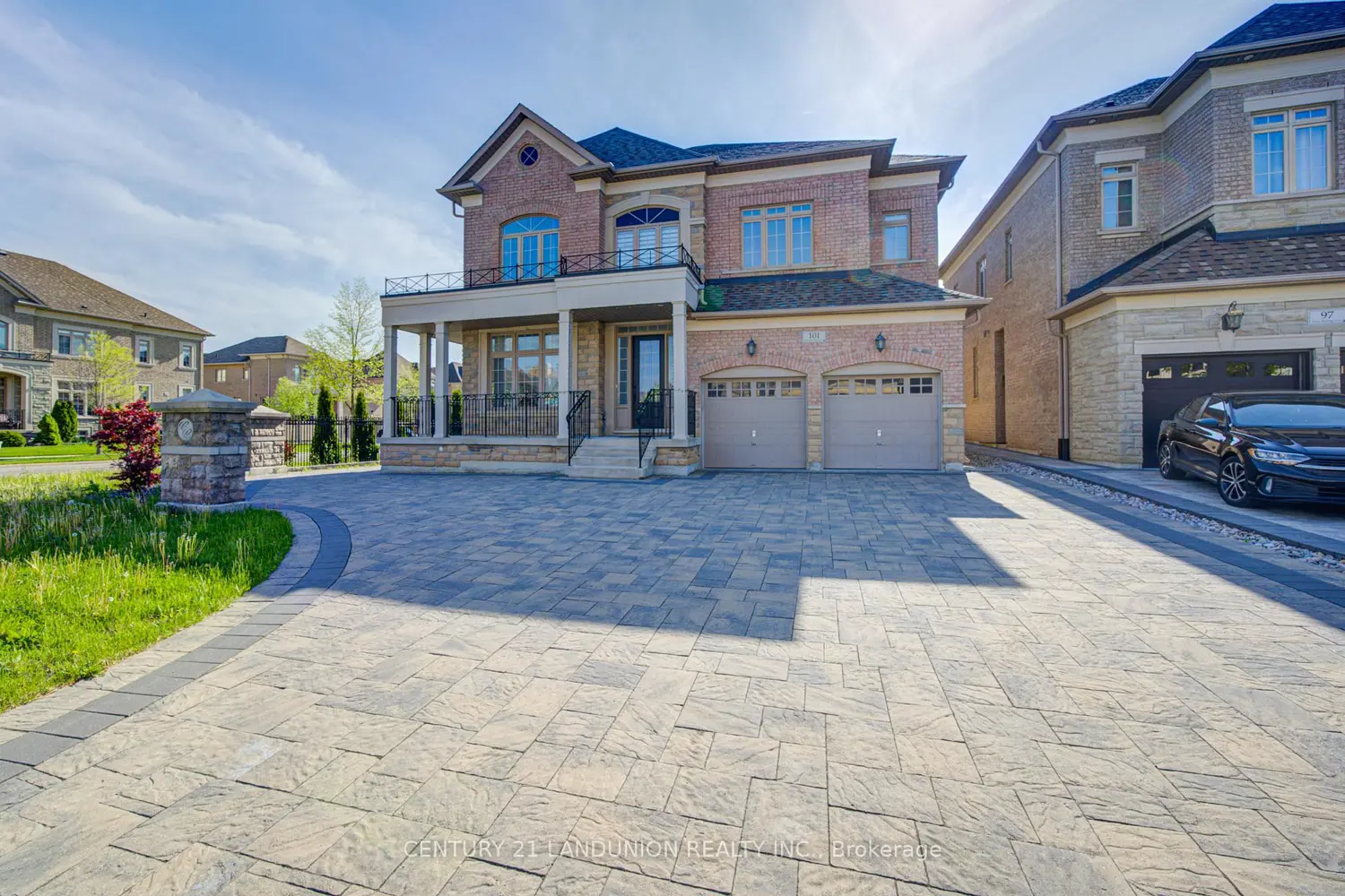 101 Silver Sterling Crescent