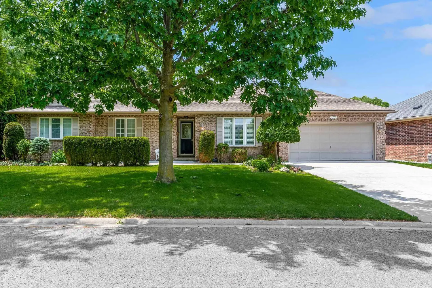 3900 Sunset Lane photo 4