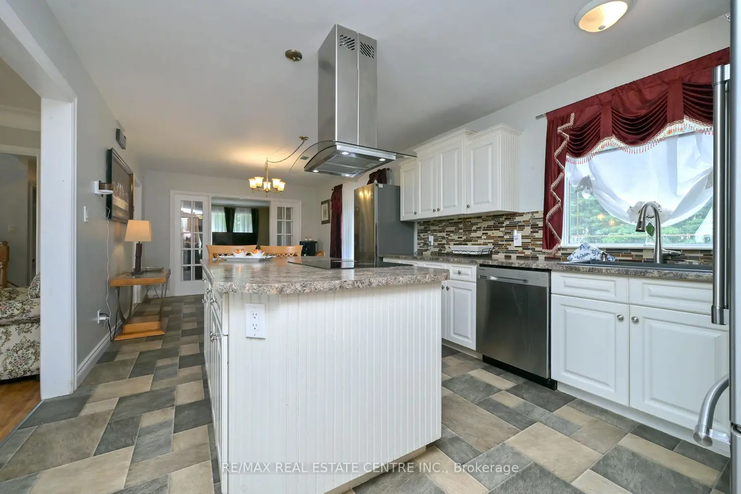 518325 County Rd 124 Road photo 4