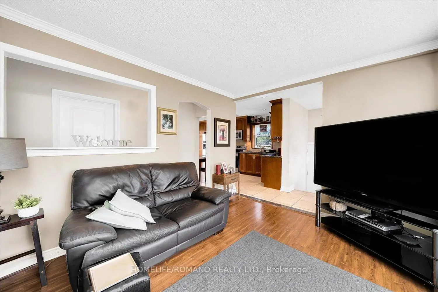 5 Cuffley Crescent photo 3