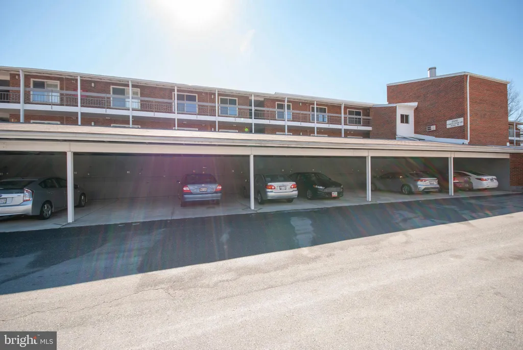 3510 Forest Edge Drive Unit 2D, Silver Spring, MD 20906 photo 2