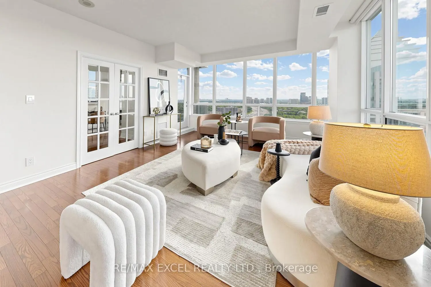 1 Rean Drive 2701 photo 5