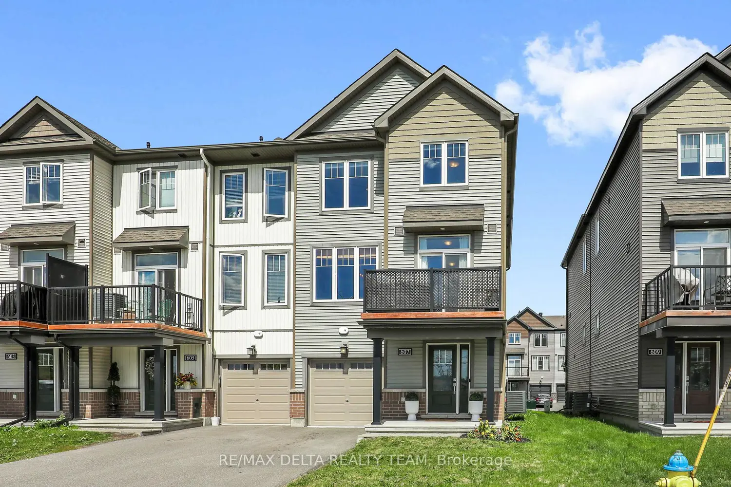 607 Prominence Way photo 2