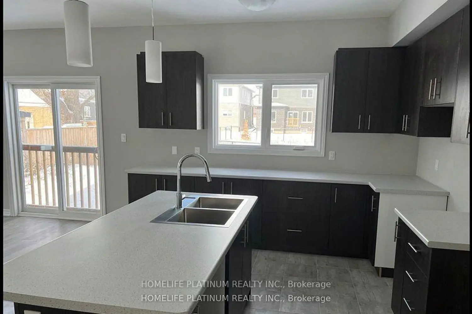 3252 Parker Avenue photo 3