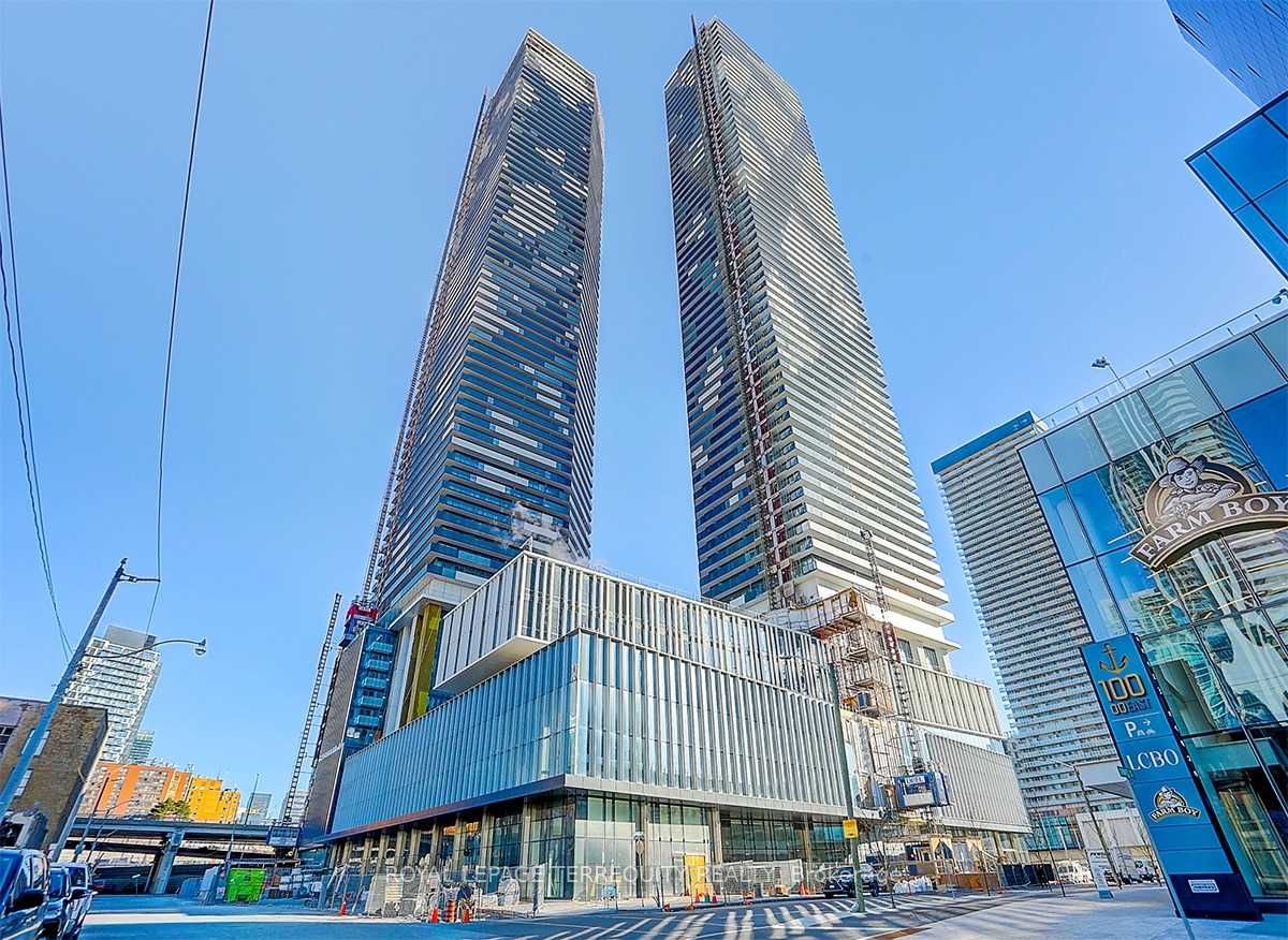 3215-138 Downes Street, Toronto, ON, M2E 0E4