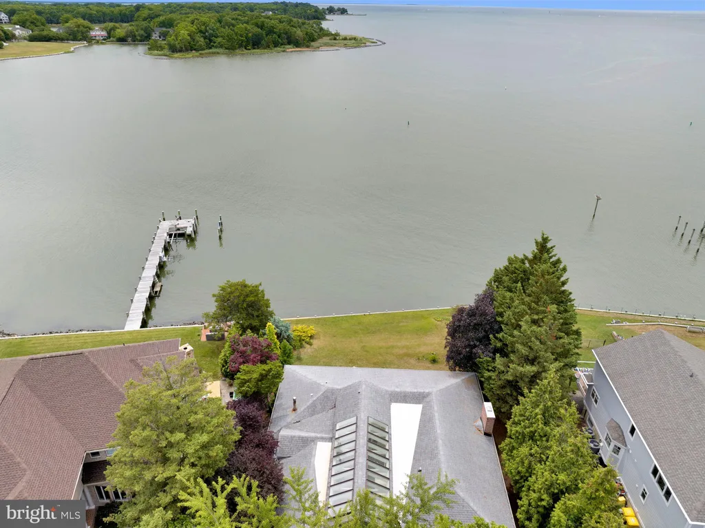 129 E Bay View Drive, Annapolis, MD 21403 photo 2