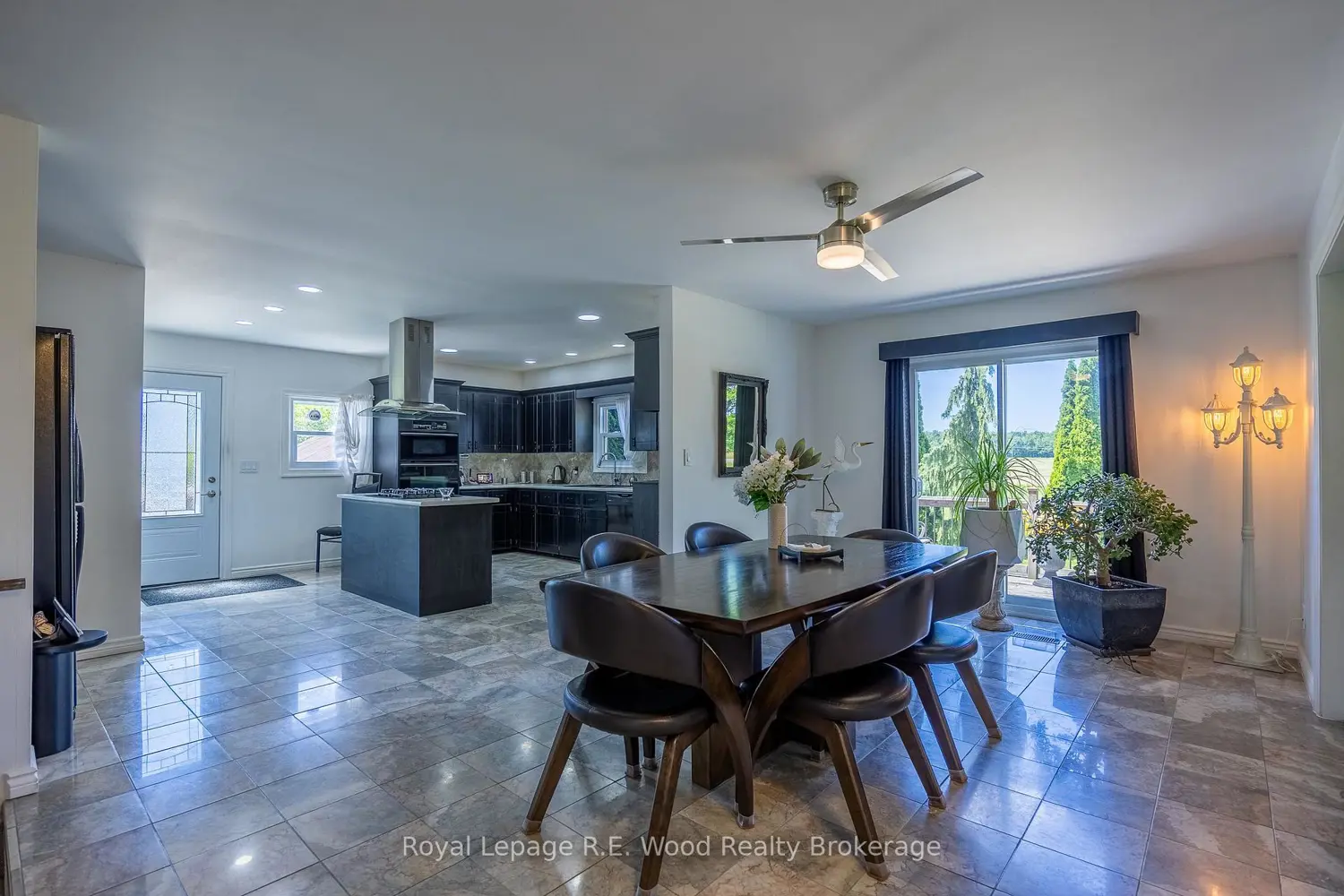 82 Gilbert Road photo 3