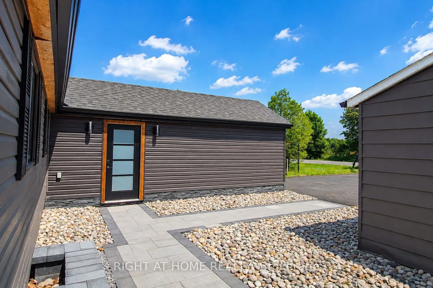 3858 Rideau River Road photo 4