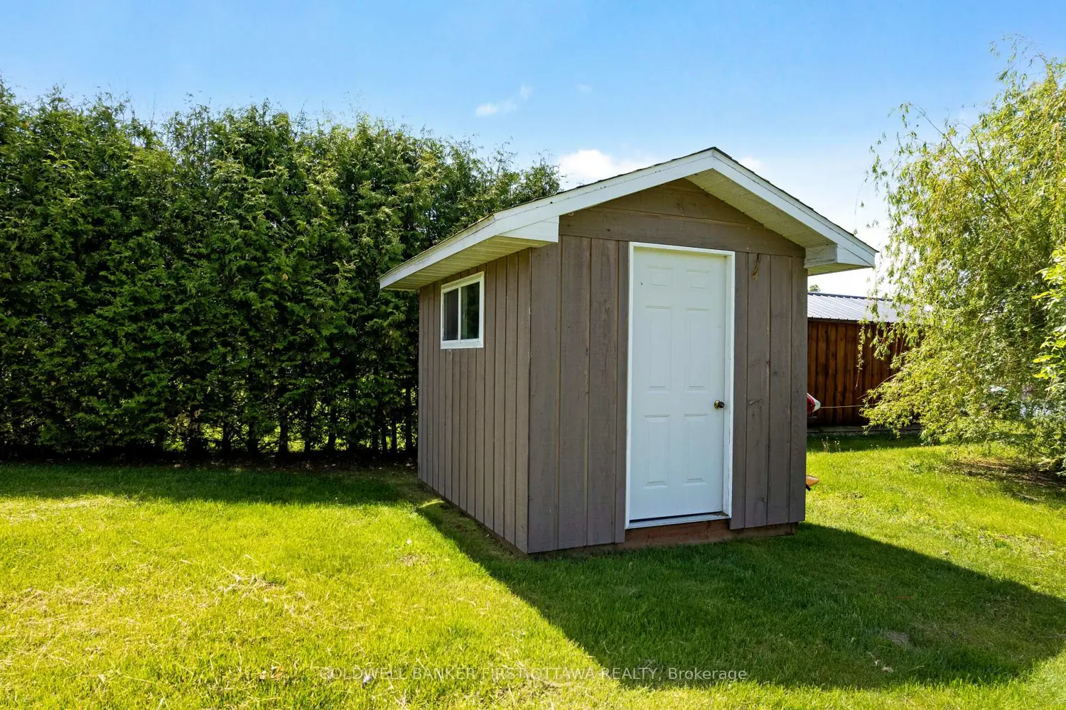 317 Coutts Bay Road photo 4