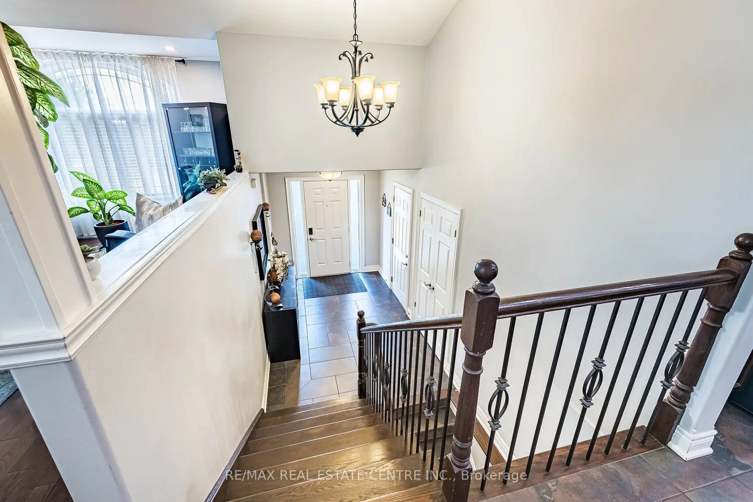 8493 Glavcic Drive photo 4