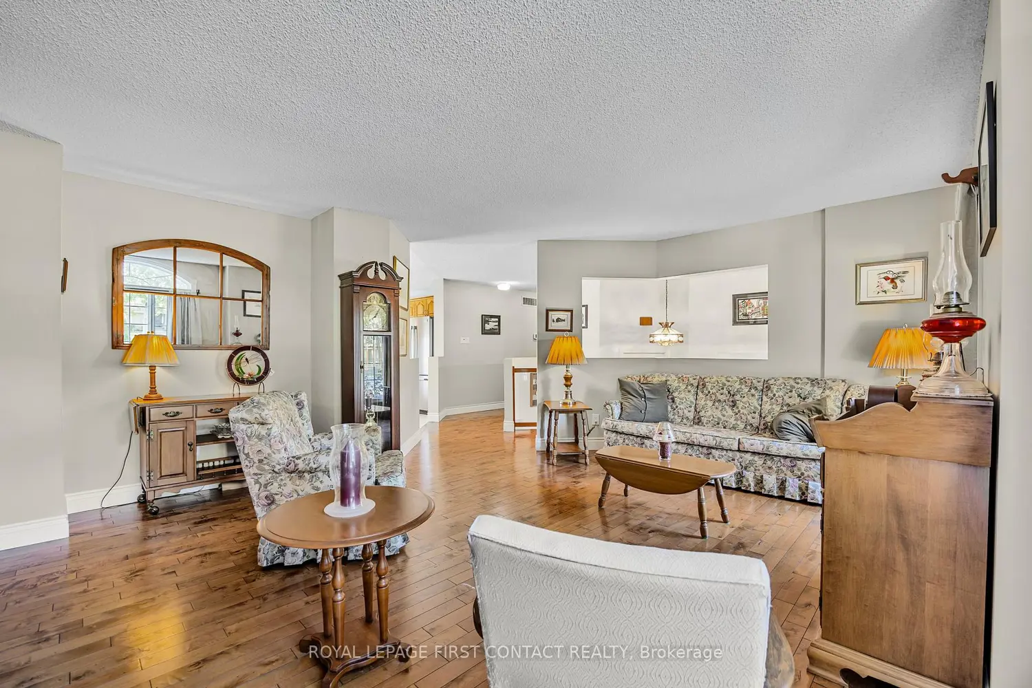 93 Bayshore Drive photo 3