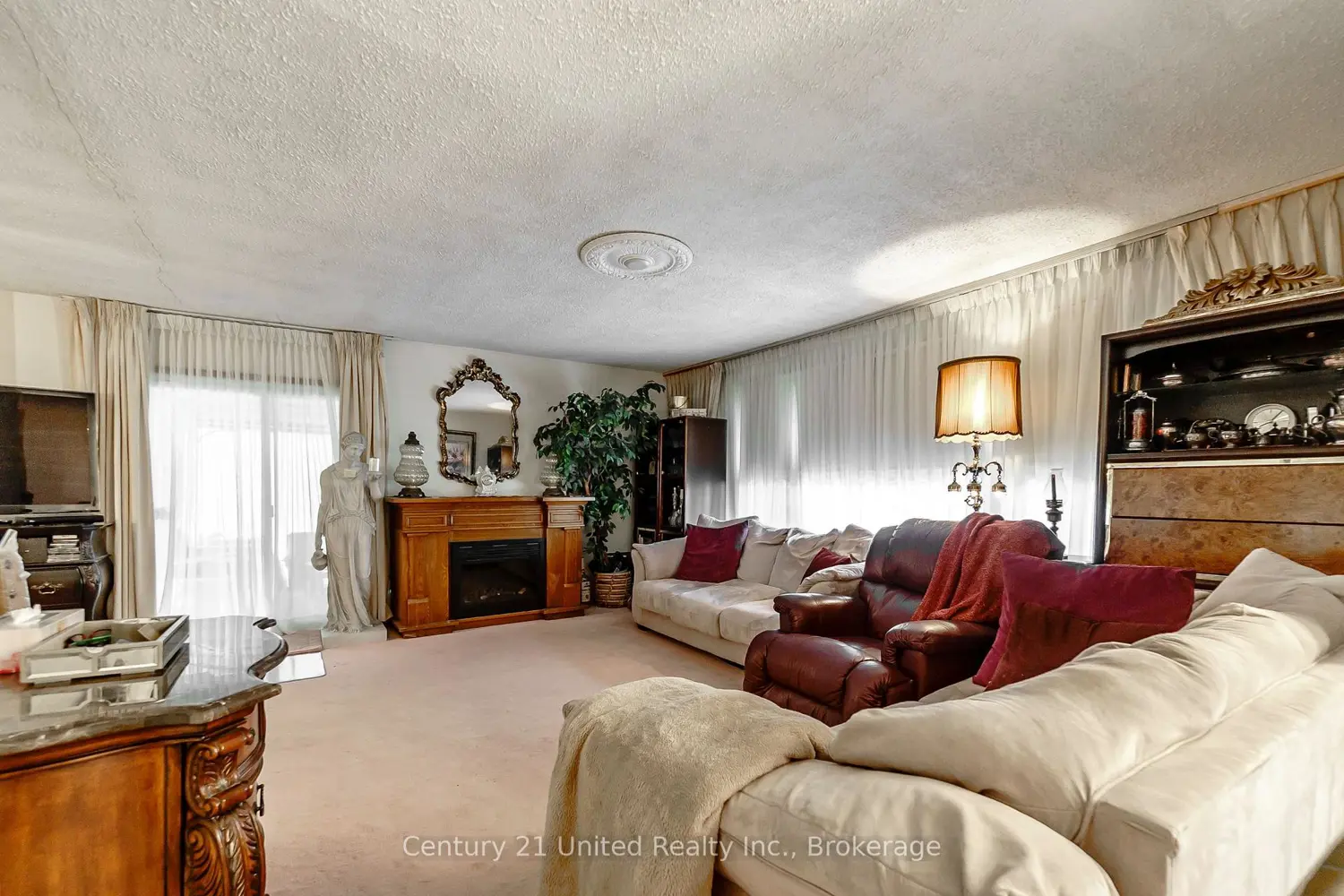 2085 Springwood Road photo 3