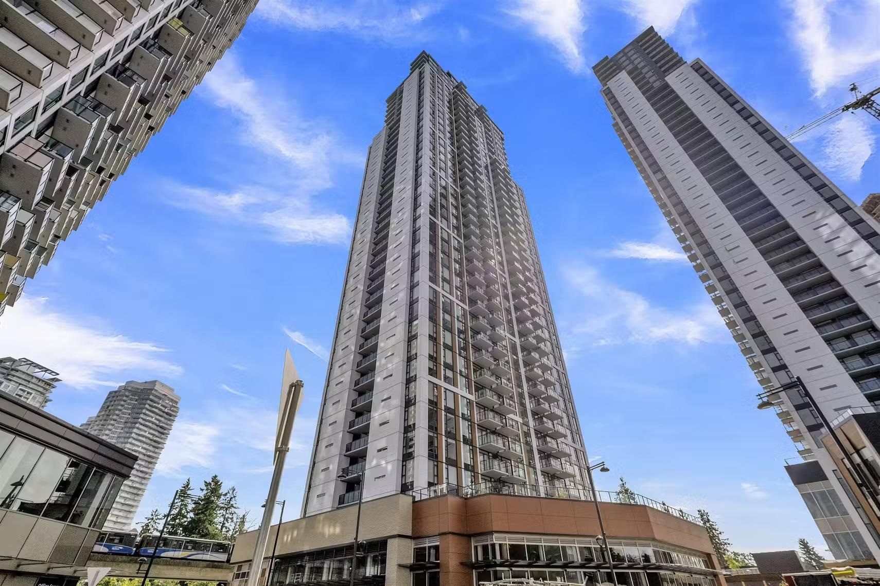 1502-13725 George Junction , Surrey, BC, V3T 0V7