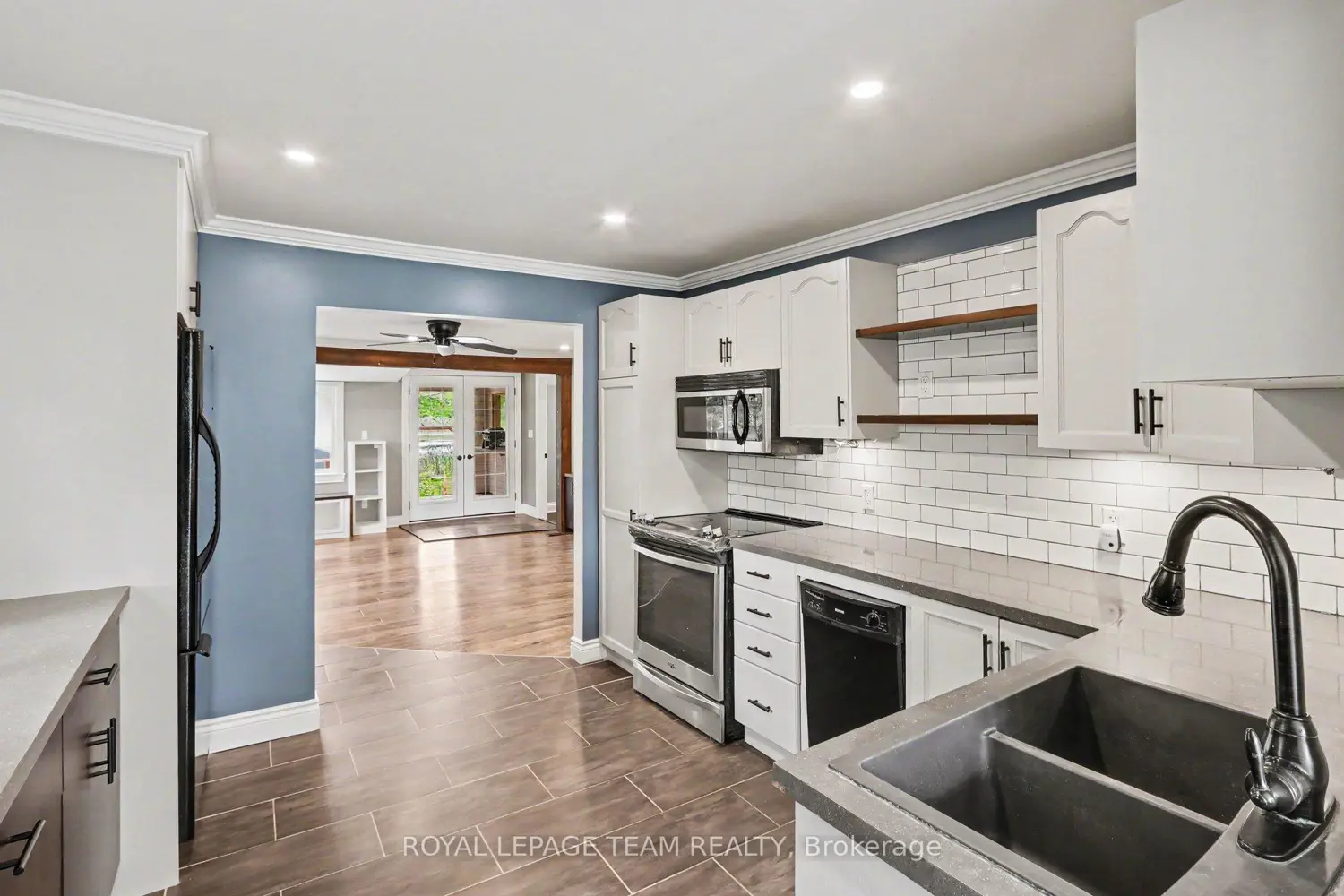 282 Harris Road photo 5