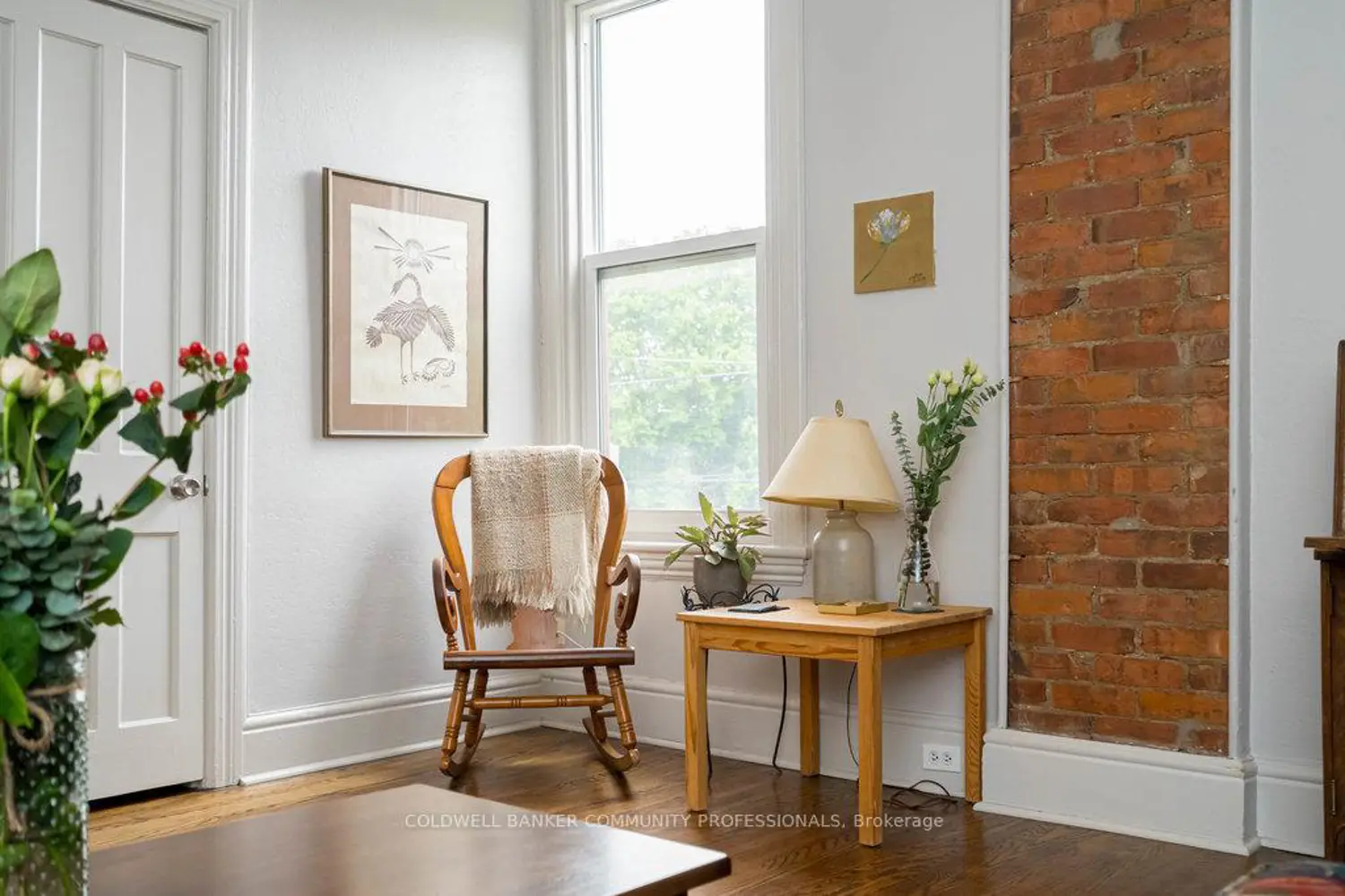 146 Forest Avenue photo 2