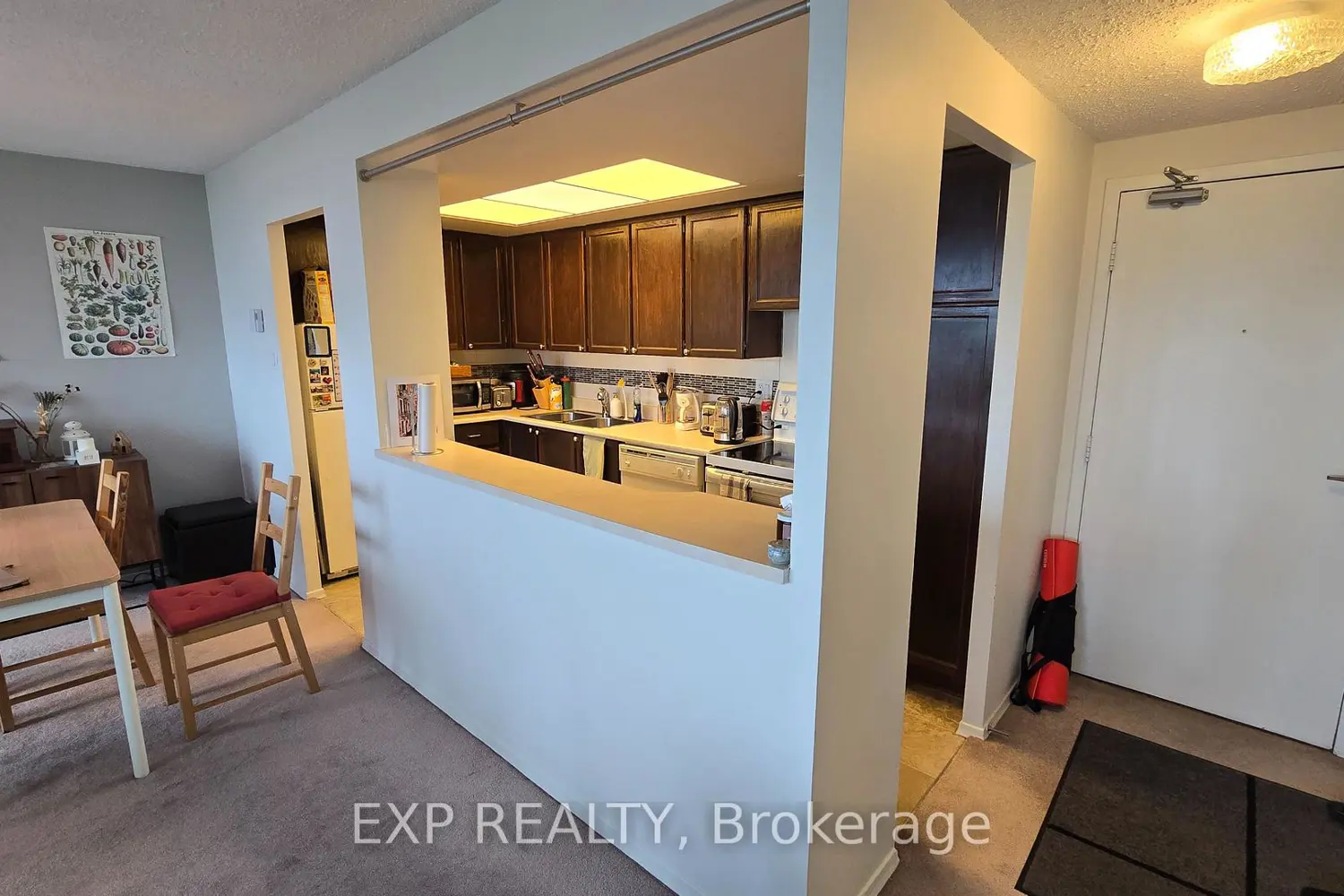 530 Laurier Avenue 1105 photo 4