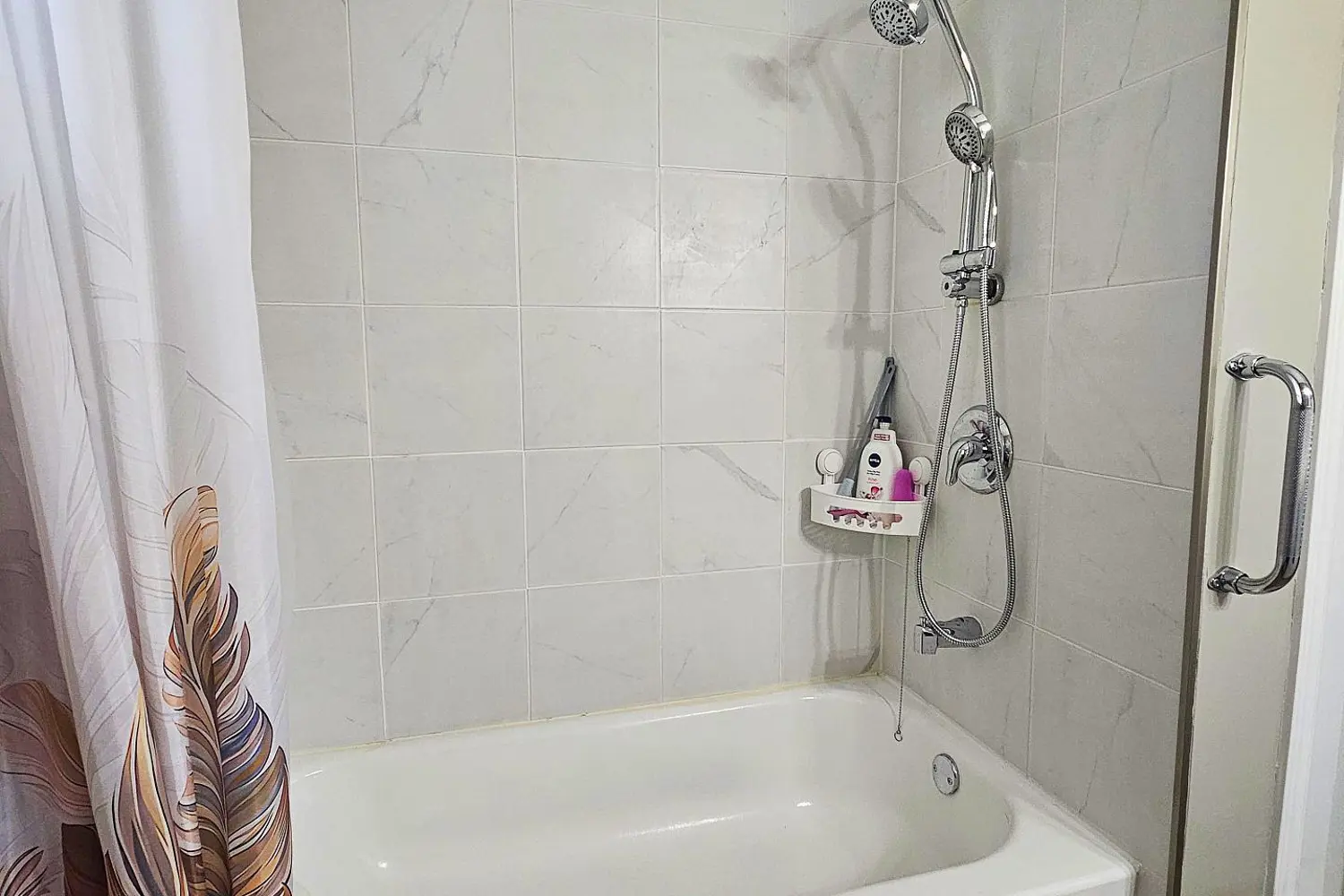 524 Anthony Street photo 4