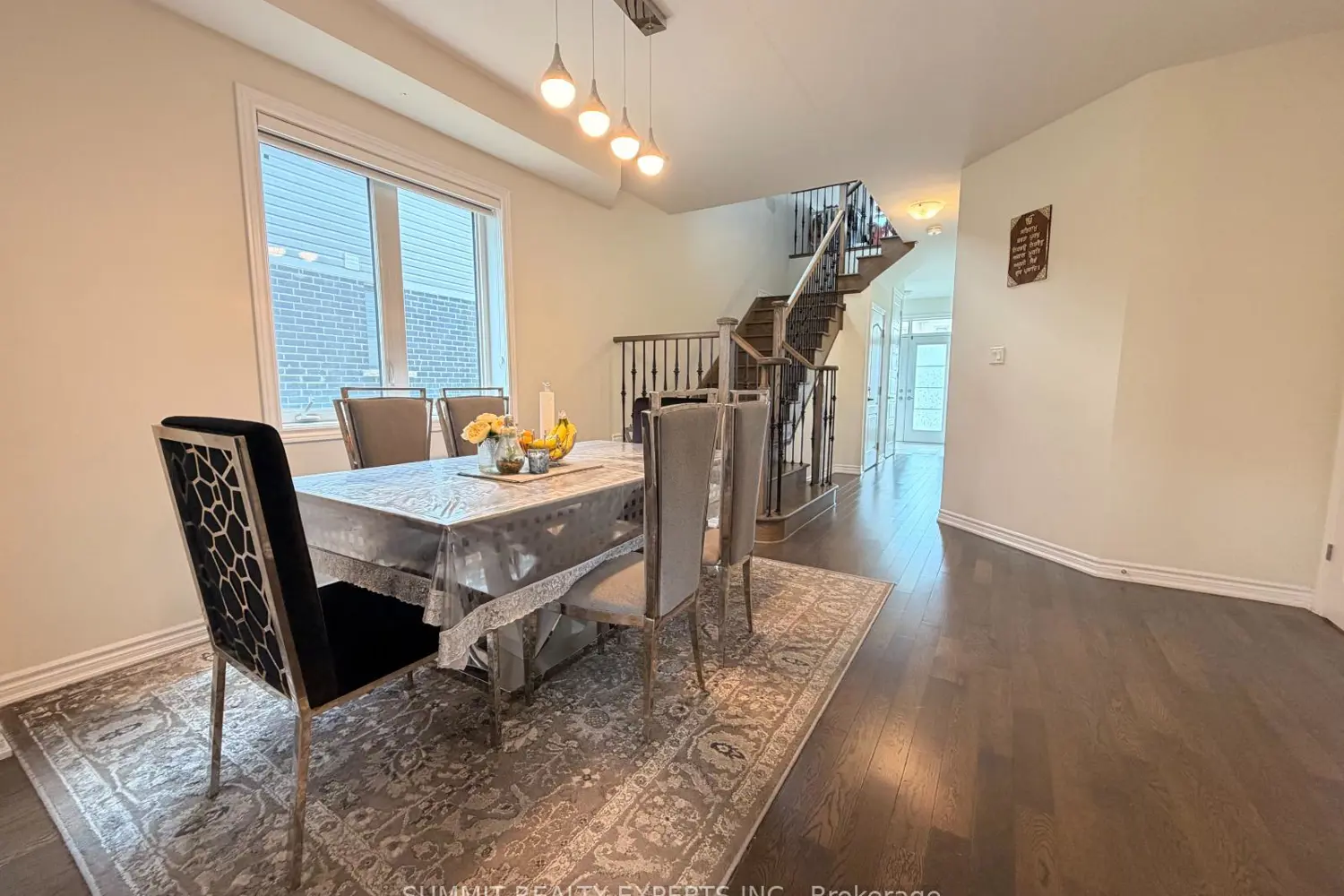 109 Anderson Road photo 3