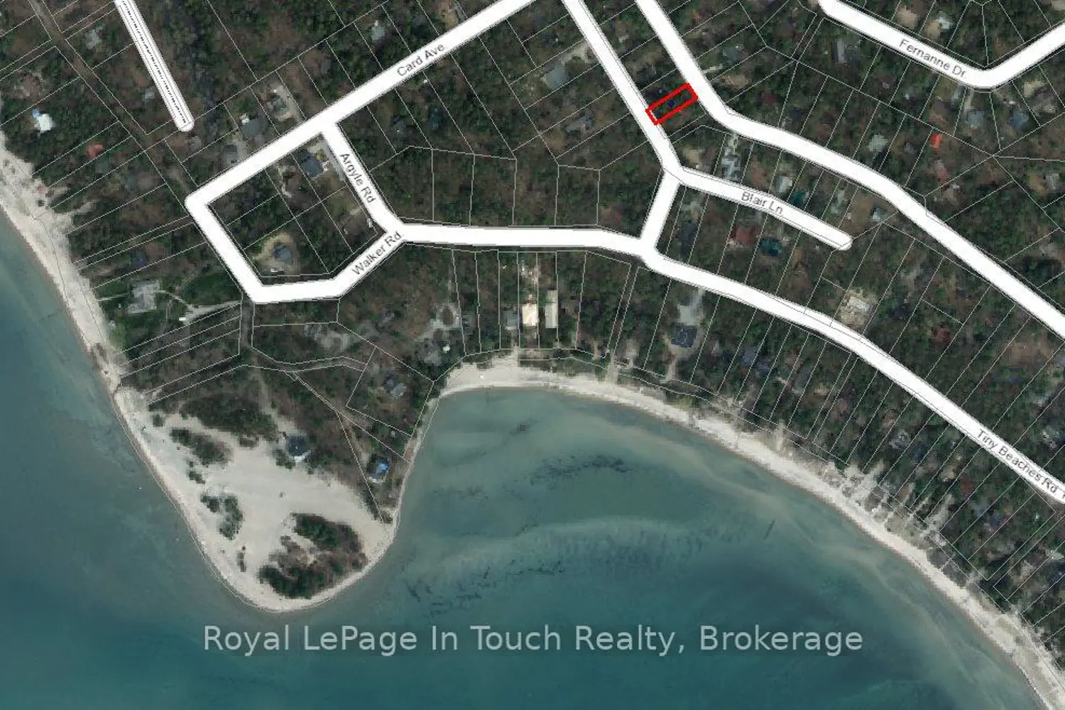 327 Tiny Beaches Road photo 2