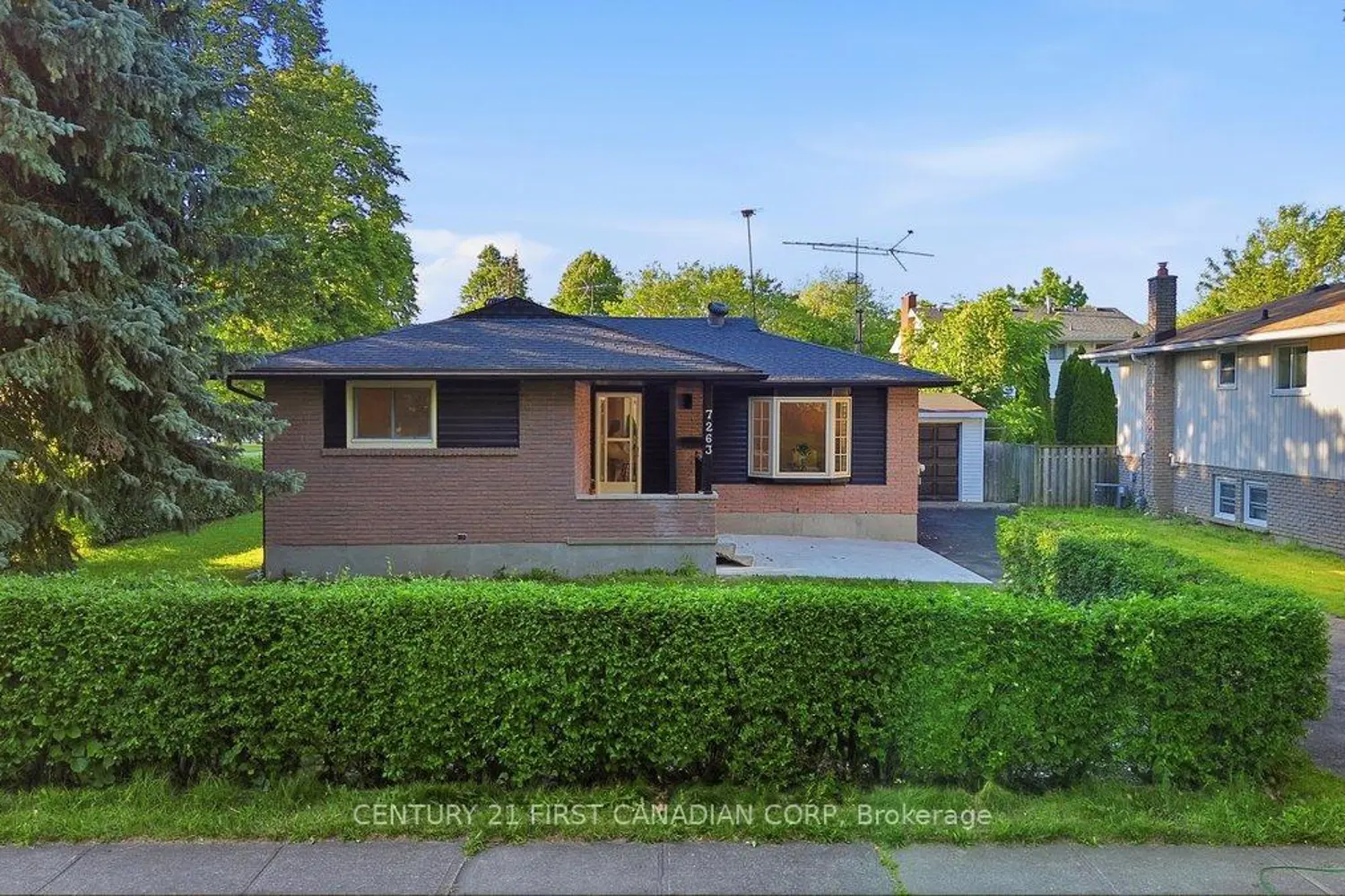 7263 Maywood Street photo 2