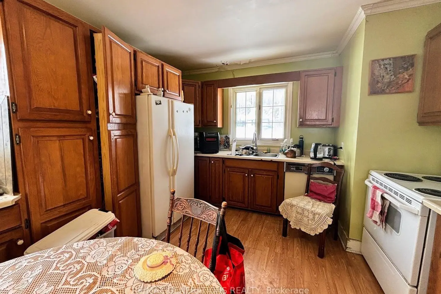 7 Mona Drive photo 2