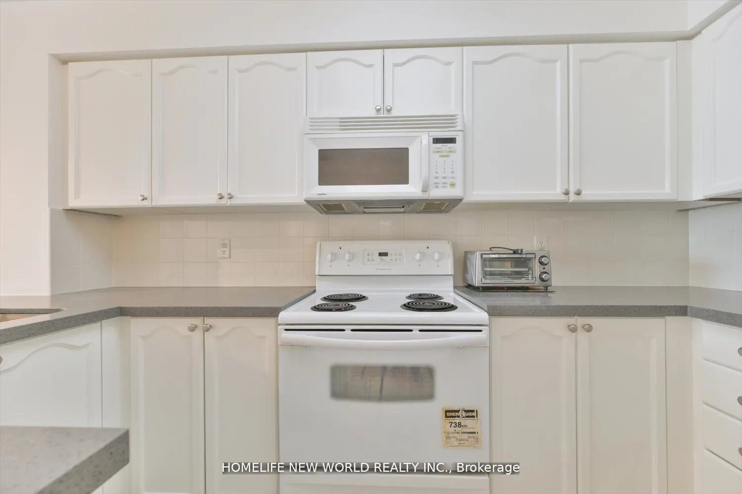 21 Hillcrest Avenue 607 photo 5