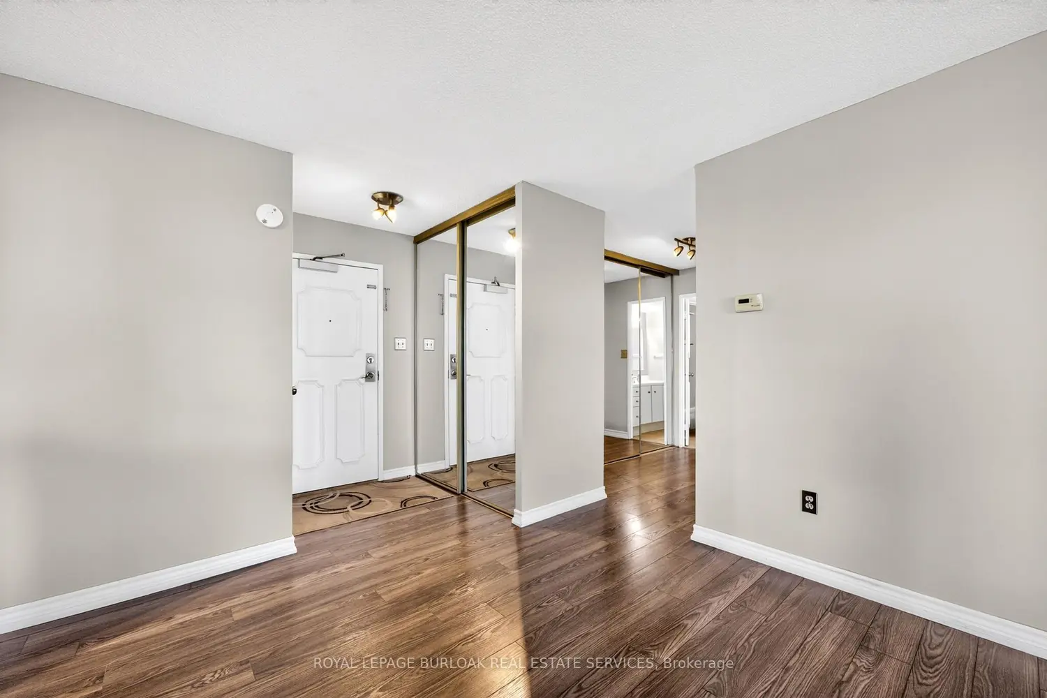 301 Frances Avenue 802 photo 4