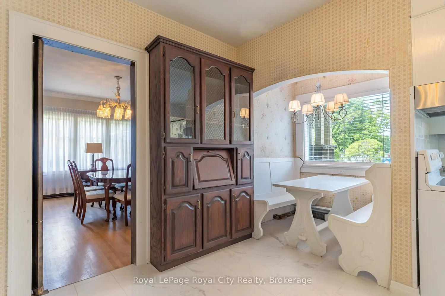 76 London Road photo 3
