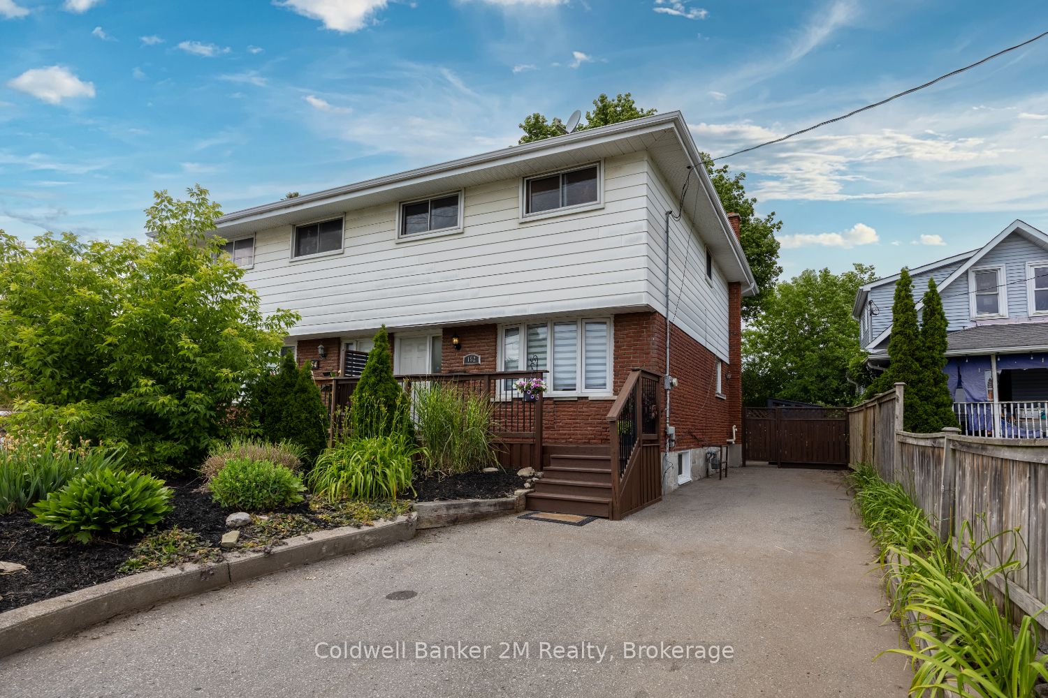 152 Taunton Road W, Oshawa, ON, L1G 3T3