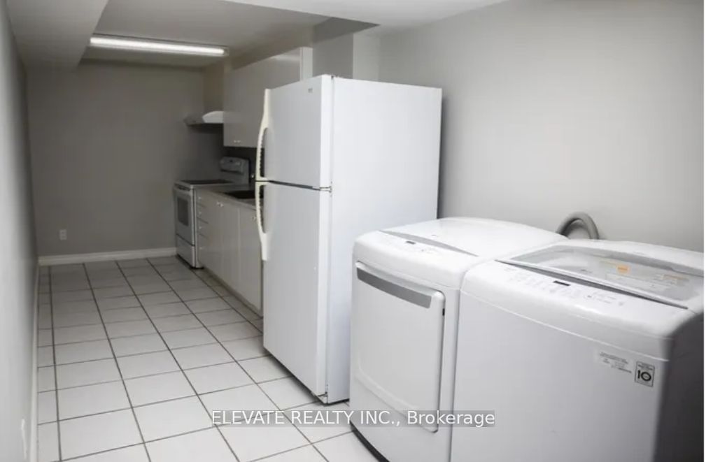 Lower-66 Willowbrook Road, Markham, ON, L3T 5K8 photo 2