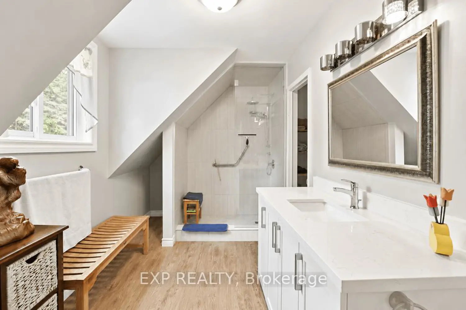 384 Carnegie Beach Road photo 4