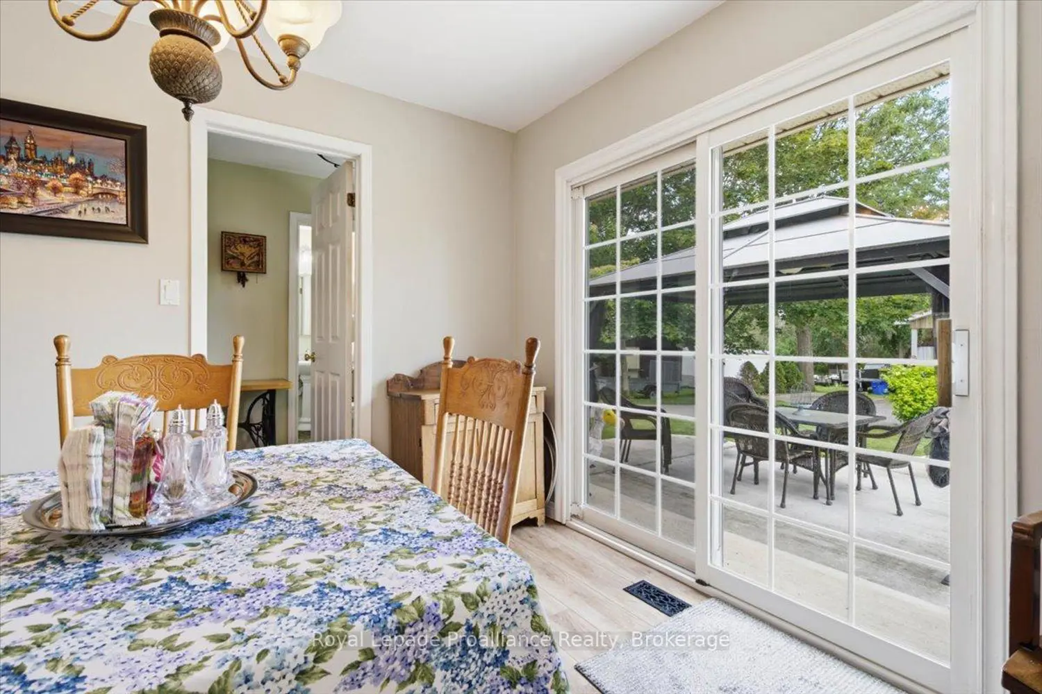 171 Aikins Road photo 5
