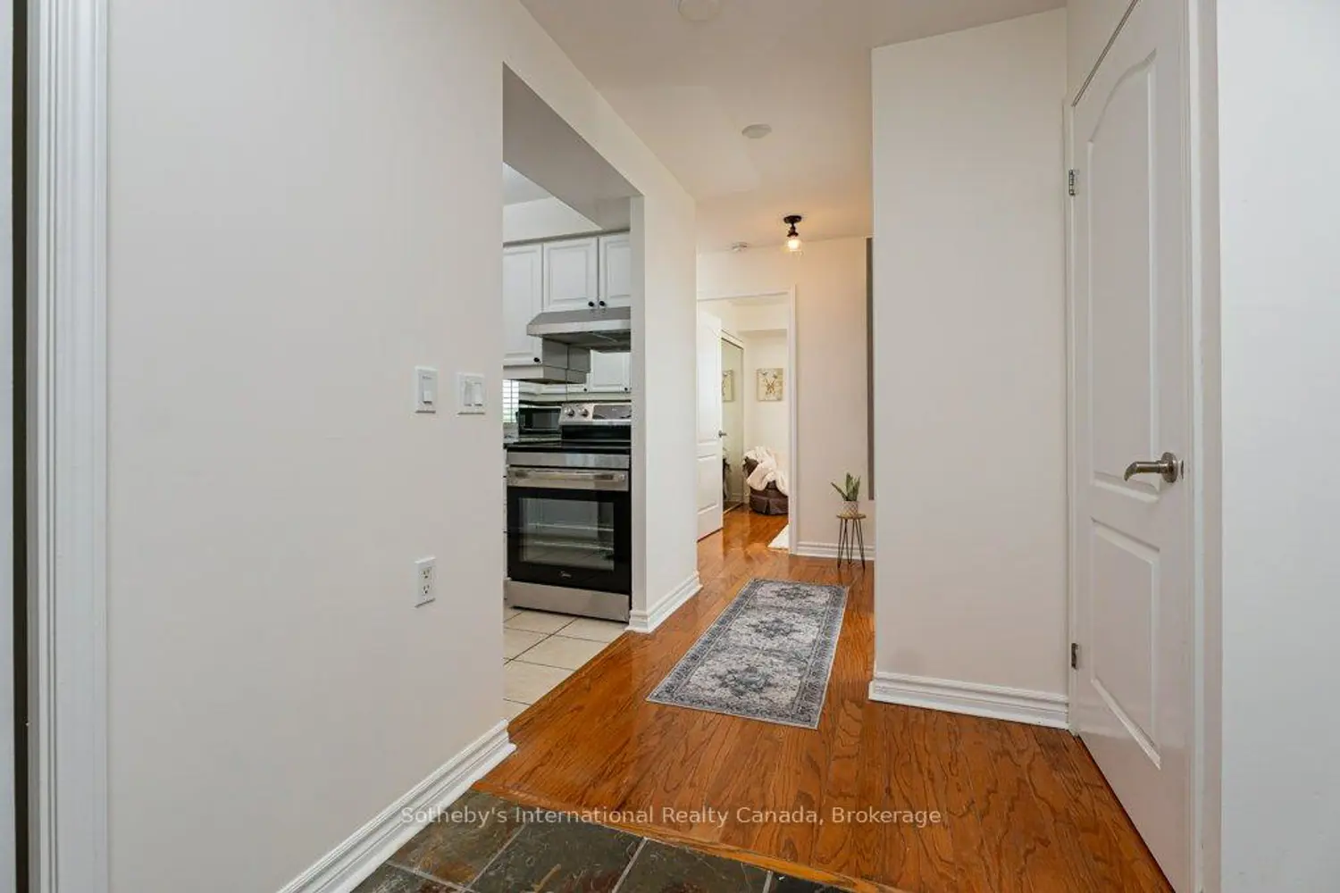890 Sheppard Avenue 514 photo 5