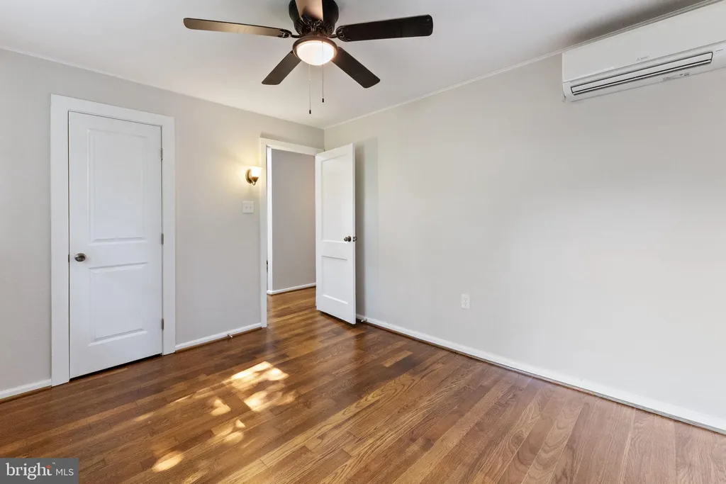 20 Hillside Rd, Greenbelt, MD 20770 photo 5
