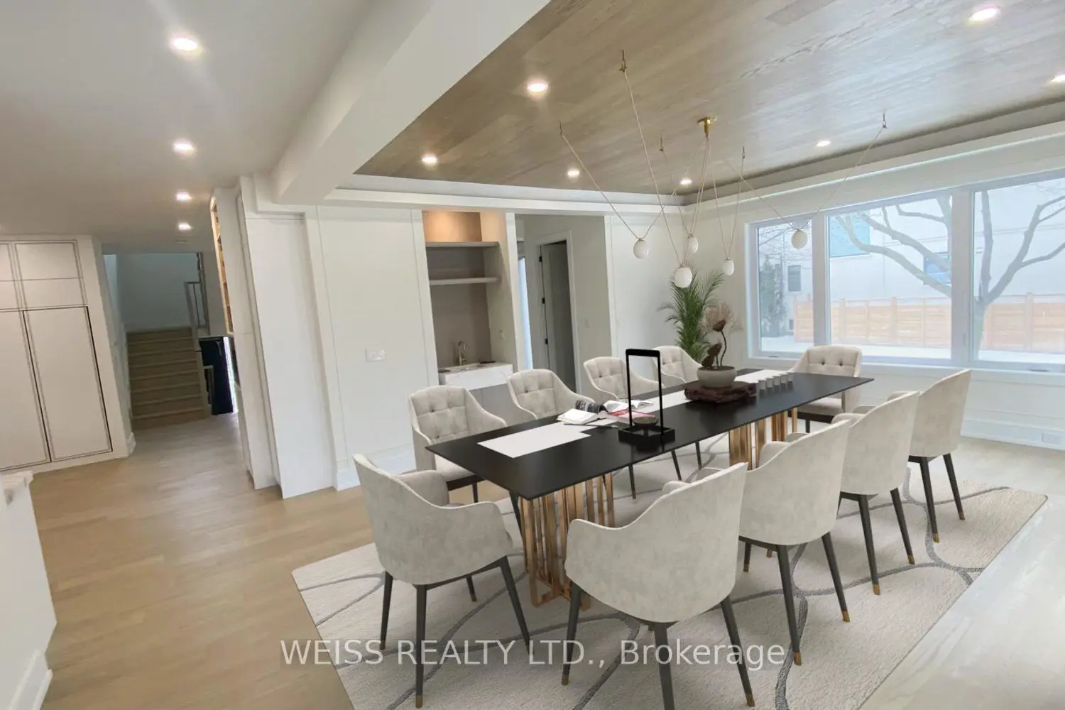 137 Bannockburn Avenue photo 5